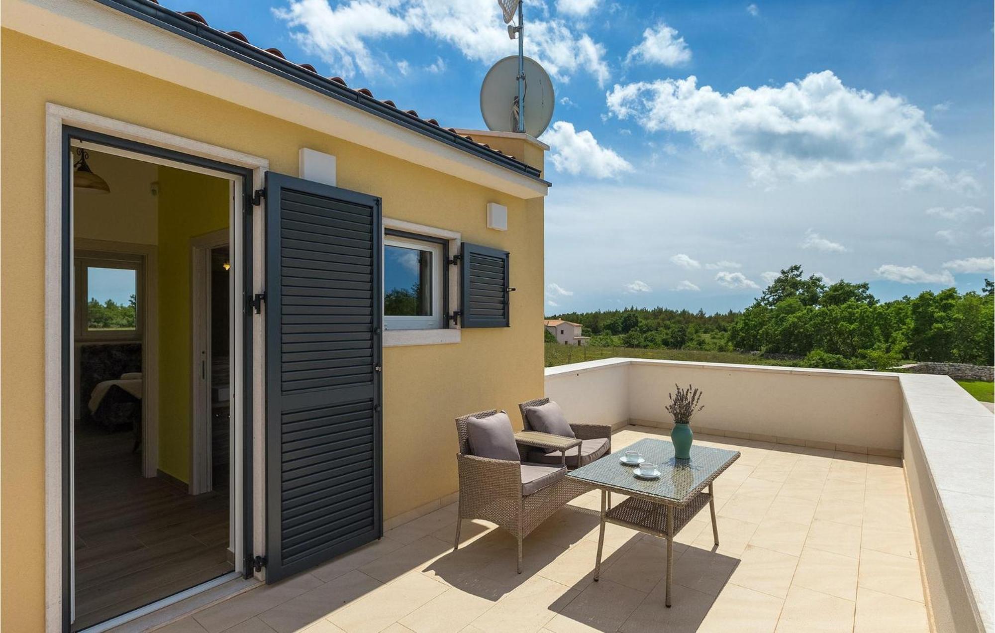 Arkaim Holiday home Pula